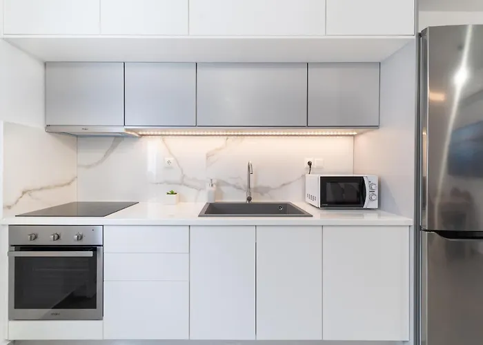 Lydia\'S Apartment